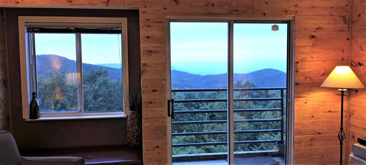 Mountain Villa Magnificent Views - 2 Pools, Fireplace & Hot Tub جاتلينبرج المظهر الخارجي الصورة